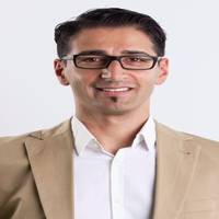 Efgani Dönmez